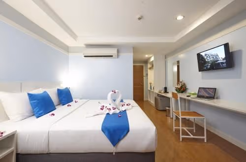 Deluxe Double or Twin Room