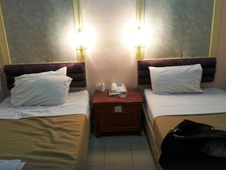 Juita Premier Hotel1