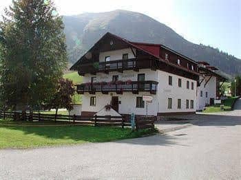 Gastehaus Zugspitzblick Gastehaus Zugspitzblick