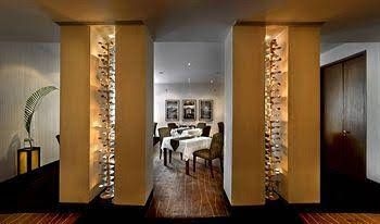 เดอะ แมเนอร์ - นิวเดลี (The Manor - New Delhi)2