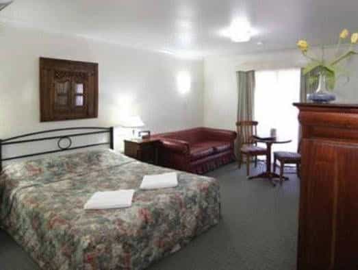 Ashby House Motor Inn