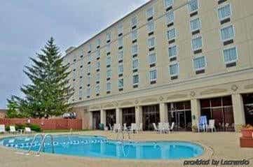 Runnemede Inn & Suites