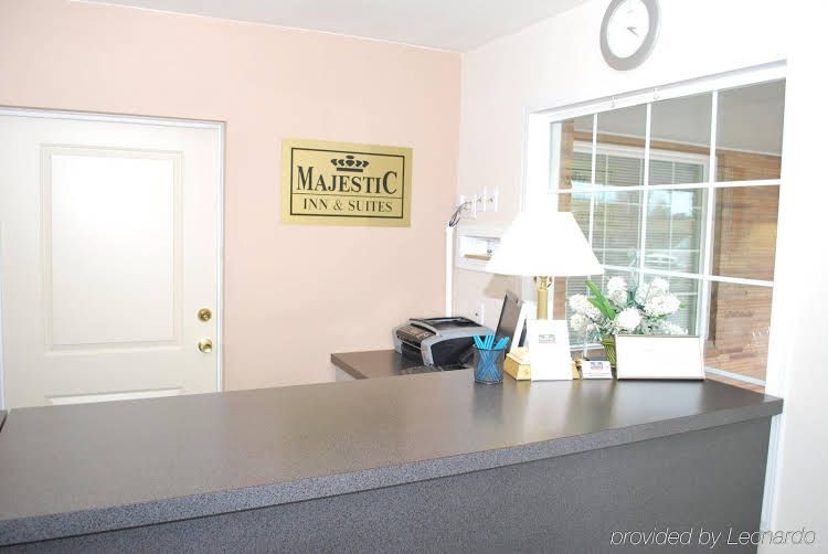 Majestic Inn & Suites1