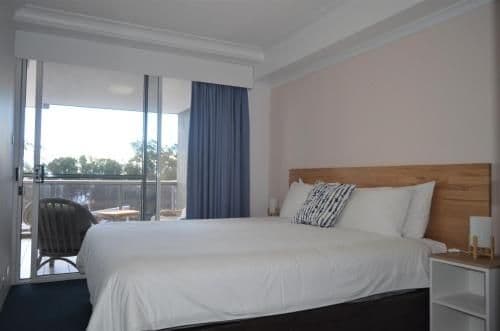 Suite with Bay View - 4 Night Stay