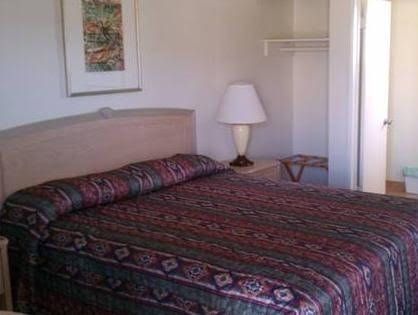 Budget Inn Mojave2