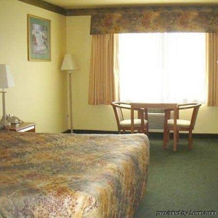 Palace Inn & Suites Palace Inn & Suites