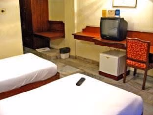 Hotel Woodbridge Grand2
