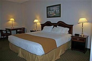 Hillside Inn Pagosa3