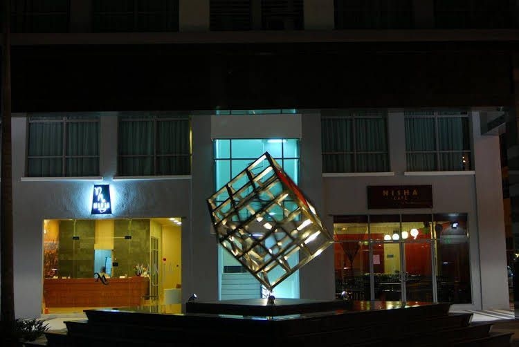 Manja Hotel2
