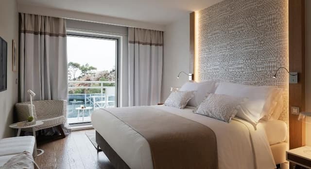 SUITE EXECUTIVE SEA VIEW