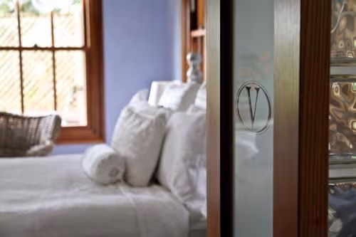 Queen Room with Spa Bath