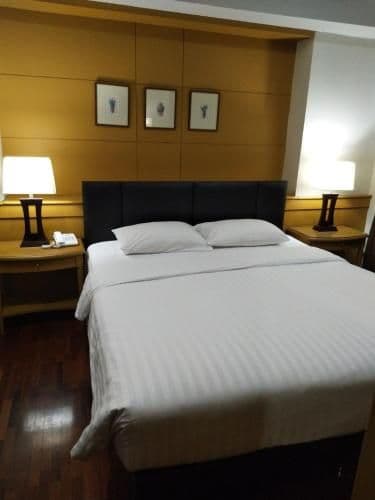 Executive One-Bedroom Suite