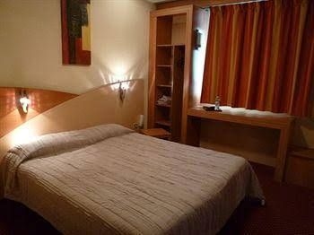 Brit Hotel Saint Nazaire Centre Gare2