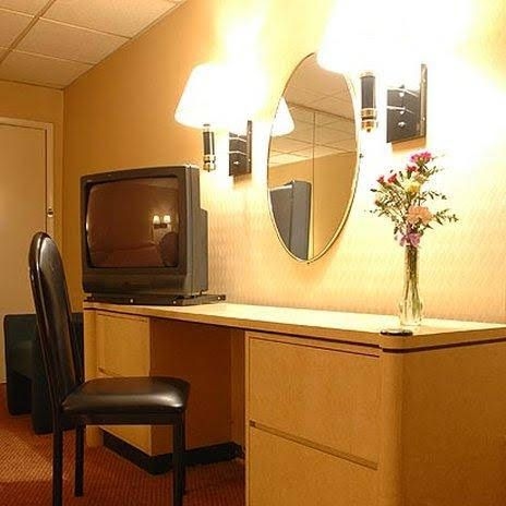 Capri Lynbrook Motor Inn3
