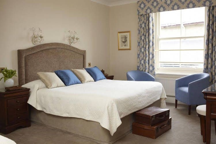The Royal Hotel1
