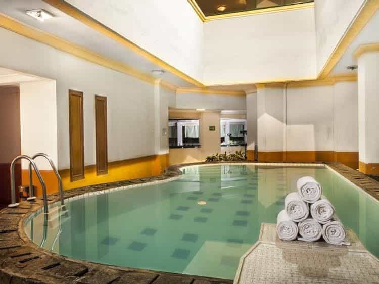 โรงแรมนาเลนดรา โรงแรมนาเลนดรา