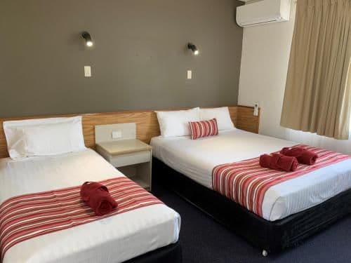 Standard Queen Room