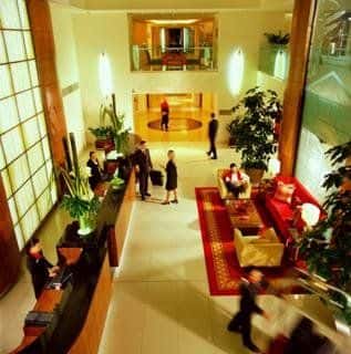 โรงแรมลอนดอน แมริออท คานารีวอร์ฟ
