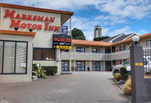 Marksman Motor Inn0