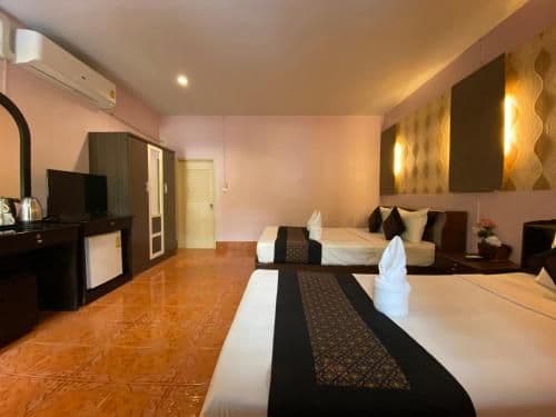 Triple Room with Pool View