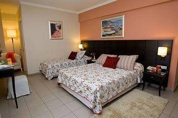 Ionian Plaza Hotel4