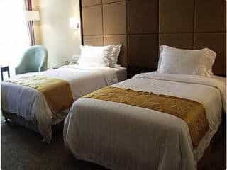 Ramada Plaza Yantai Ramada Plaza Yantai