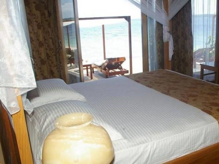 Tanta Moon Luxury Villas1