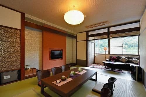 Japanese-Style Room - Smoking