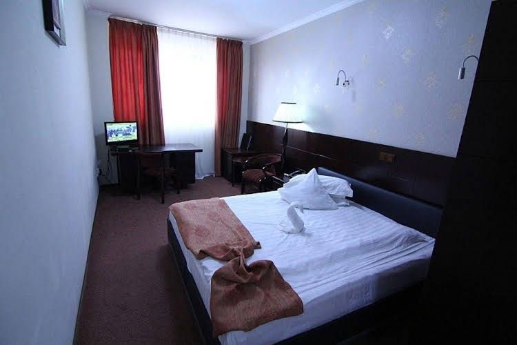 Hotel Helin Aeroport - Craiova3