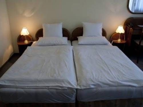 Hotel Uni1