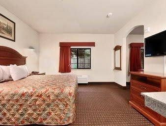 Palace Inn and Suites Baytown4