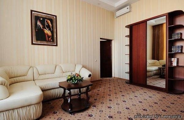 Viva Hotel1