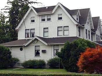 Harbor House Inn Harbor House Inn