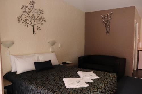 Executive Queen Room