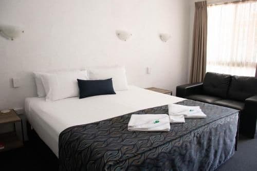 Executive Queen Room