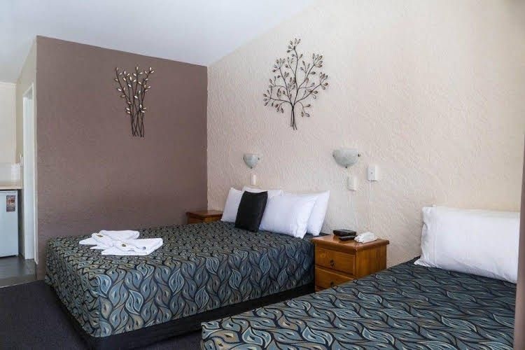 บันดาเบิร์กสแปนิชมอเตอร์อินน์ (Bundaberg Spanish Motor Inn)3