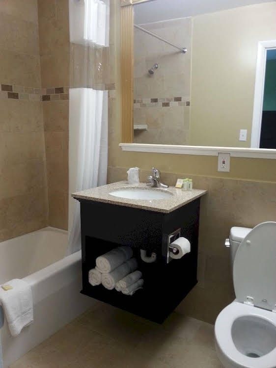 Buckingham Hotel Ocean City1