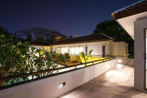 Premiere Nine Bedroom Villa with Private Pool - Beach Front