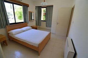 Chrysafinia Hotel Apartments1