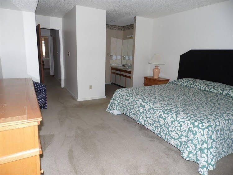 Country Club Hotel & Spa1