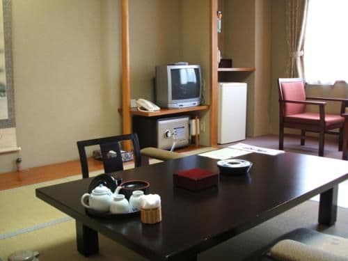 Japanese-Style Room