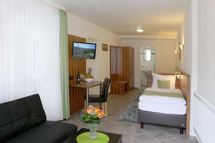 Hotel Garni Goldene Traube Hotel Garni Goldene Traube