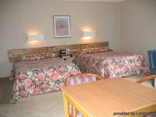 Town & Country Motor Inn1