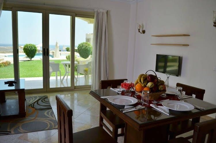 Sharks Bay Oasis1