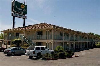 Hospitality Inn Redding3