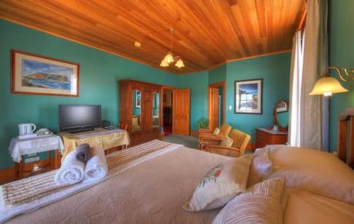 Mary Ellen Double Room with Spa Bath