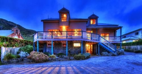 Hanlon House2