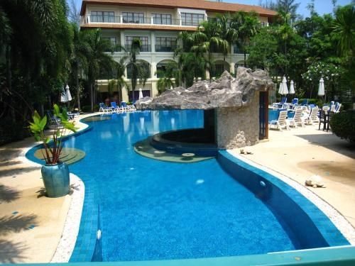 บ้านปุรี อพาร์ทเมนต์ - เดิมชื่อ คลับ เลอสรวง อพาร์ทเมนต์ (Baan Puri Apartments)0