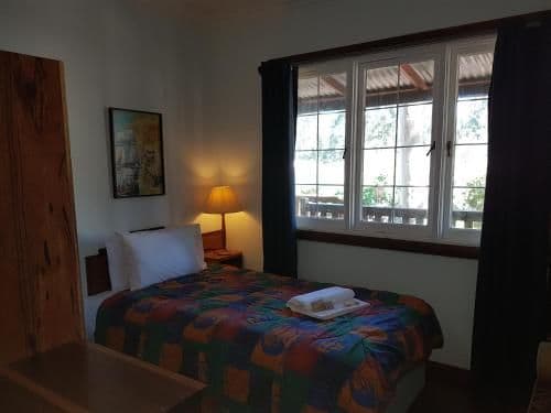 Captain's One-Bedroom Apartment