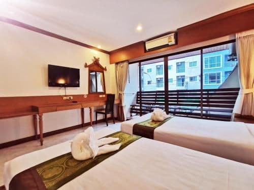 Deluxe Twin Room